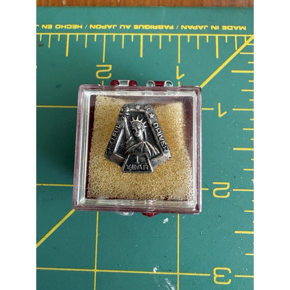 Silver Tone Statue of Liberty Skillful Driver 1 Year Collectible Screwback Pin